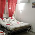 Climatise Au Centre Port Avec Piscine, Parking, Et Proche Animations - Fr-1-801-8 Daire *
