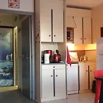 Apartment Climatise Au Centre Port Avec Piscine, Parking, Et Proche Animations - Fr-1-801-8 *