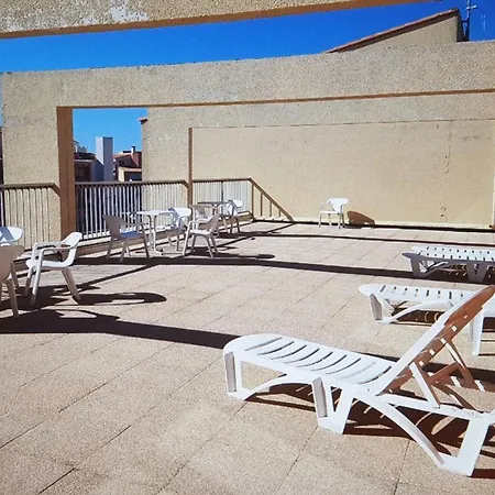 Climatise Au Centre Port Avec Piscine, Parking, Et Proche Animations - Fr-1-801-8 Agde