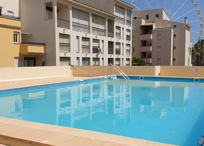 Appartement Climatise Au Centre Port Avec Piscine, Parking, Et Proche Animations - Fr-1-801-8 *